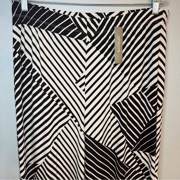 NWT Chicos Travelers Palazzo Wide Leg Pull On Pants Brown White Striped Size L - Picture 2 of 8